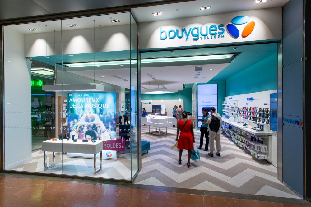 Boutique Bouygues Telecom Truck Thouars